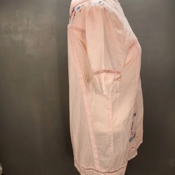 A dip of Darling Women's Dress Floral Embroidered Pink Medium Delicate Feminine - Picture 6 of 13